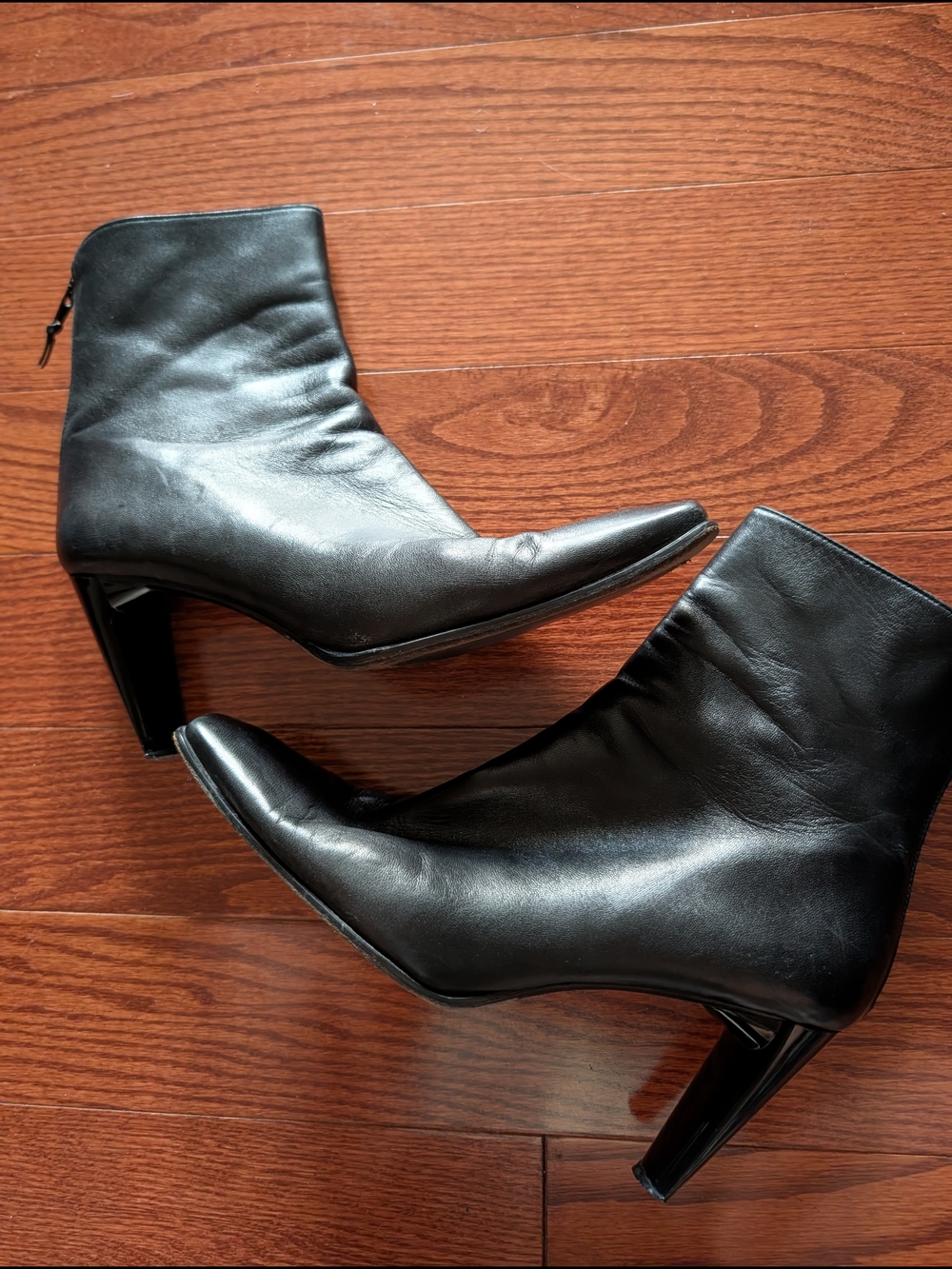 Stuart Weitzman Black Leather Pointed-Ankle Booties